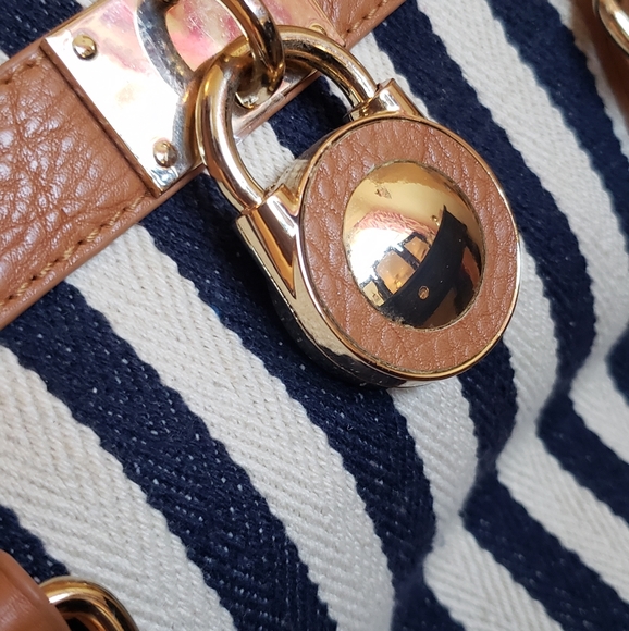 handbag - Picture 5 of 6